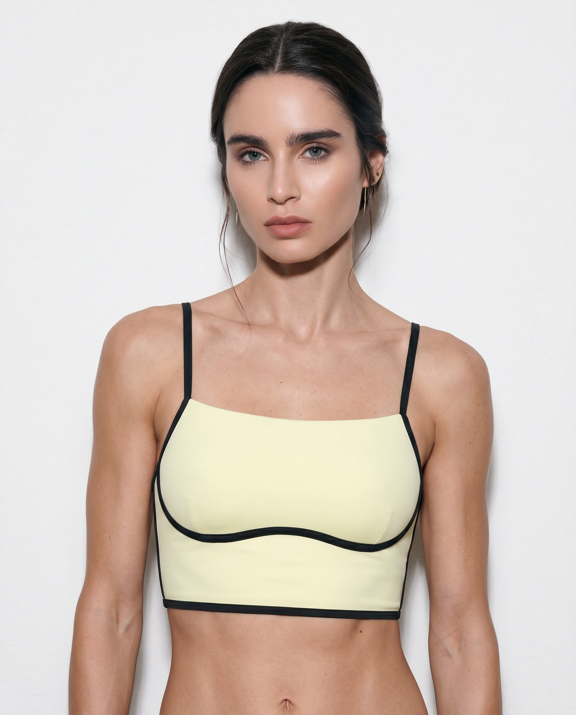 Ámbar Yoga Sports Bra (Pale Pistachio)